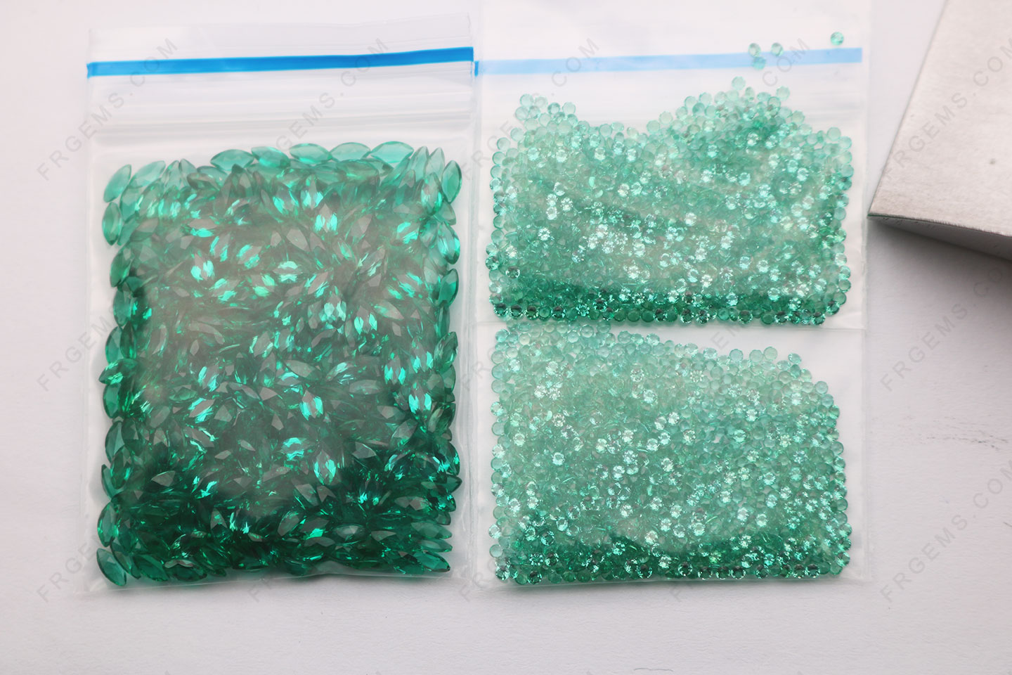 Lab Grown Emerald Green Zambian Green Color Round 1.25mm and marquise 4x2mm loose Gemstones China Manufacturer