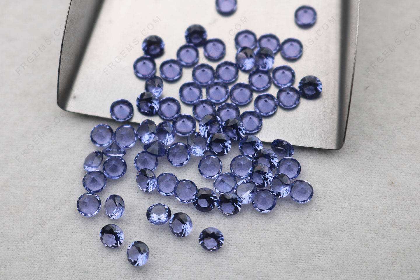 Nano Crystal Tanzanite blue 127/2# Color Round faceted 4mm Loose Gemstones Wholesale