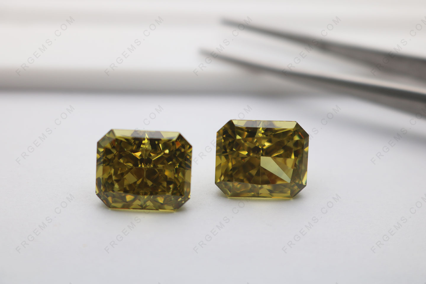 Bulk wholesale Cubic Zirconia Octagon Shape Crushed ice Cut Peridot color 13x11mm 5A Best quality loose Gemstones
