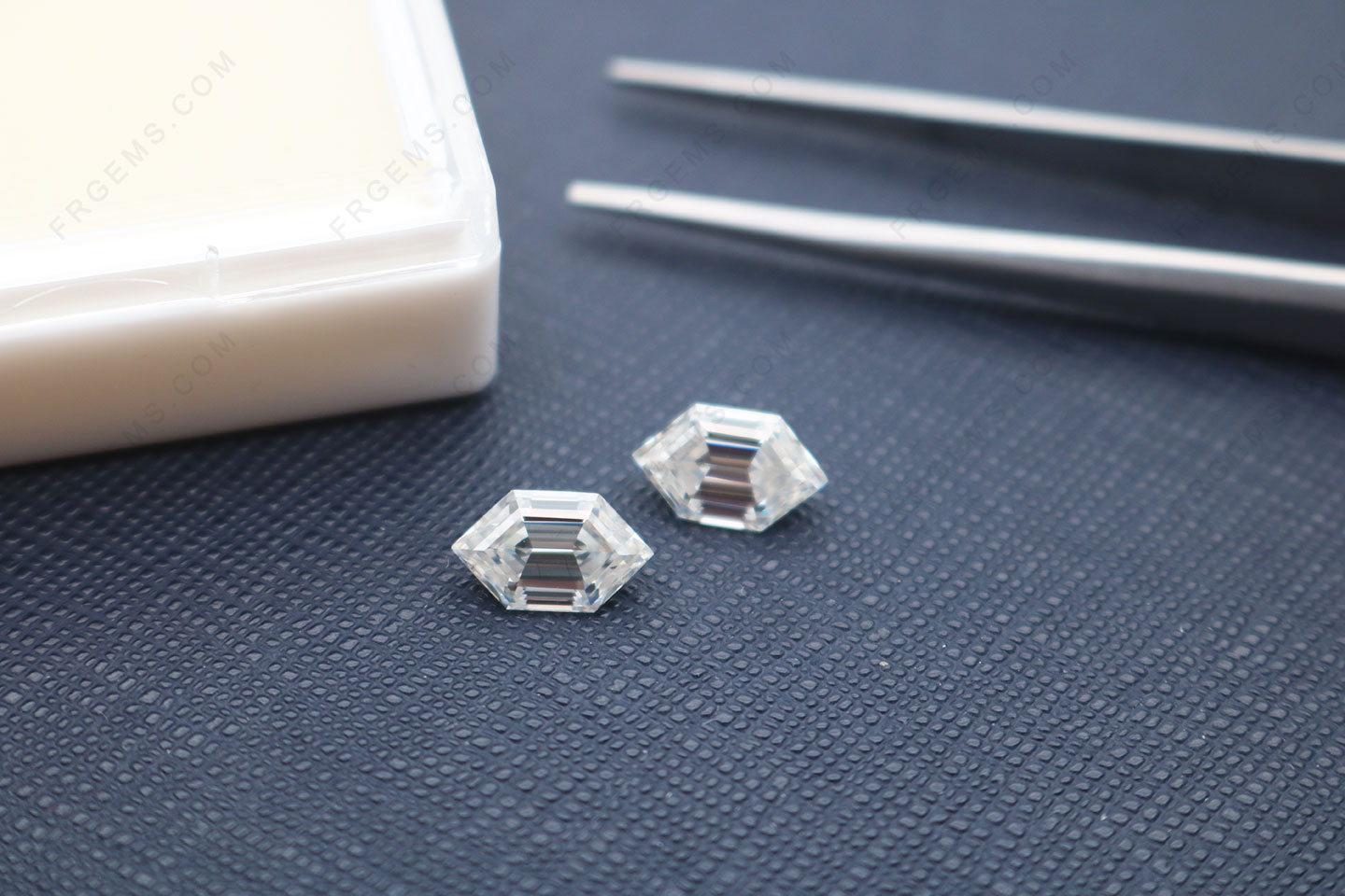 Best quality Moissanite D white Color VVS Hexagon Cut 10x6mm loose Stones Suppliers in China