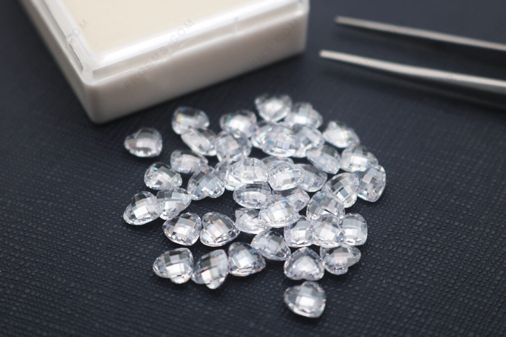 Cubic-Zirconia-White-Colorless-Color-Heart-Shape-Double-checkerboard-6x6mm-Loose-gemstones-wholesale-China-IMG_7790