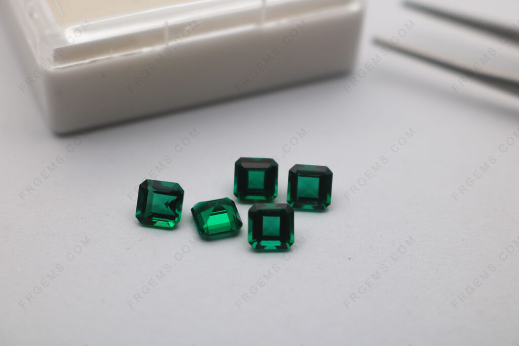 Hydrothermal-Lab-Emerald-Zambia-Green-color-Square-Octagon-Step-Cut-5x5mm-Loose-Gemstones-China-Manufacturer-IMG_7739