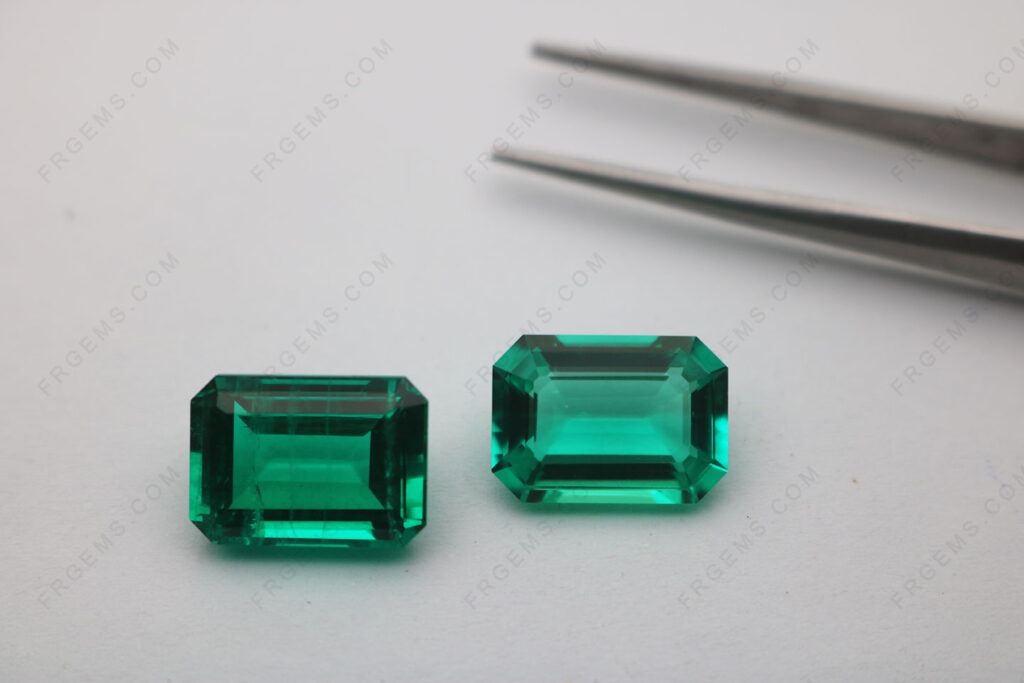 Lab-Emerald-Green-Colombia-Green-color-With-Inclusion-Emerald-cut-14x10mm-Loose-Gemstones-Manufacturers-IMG_7722