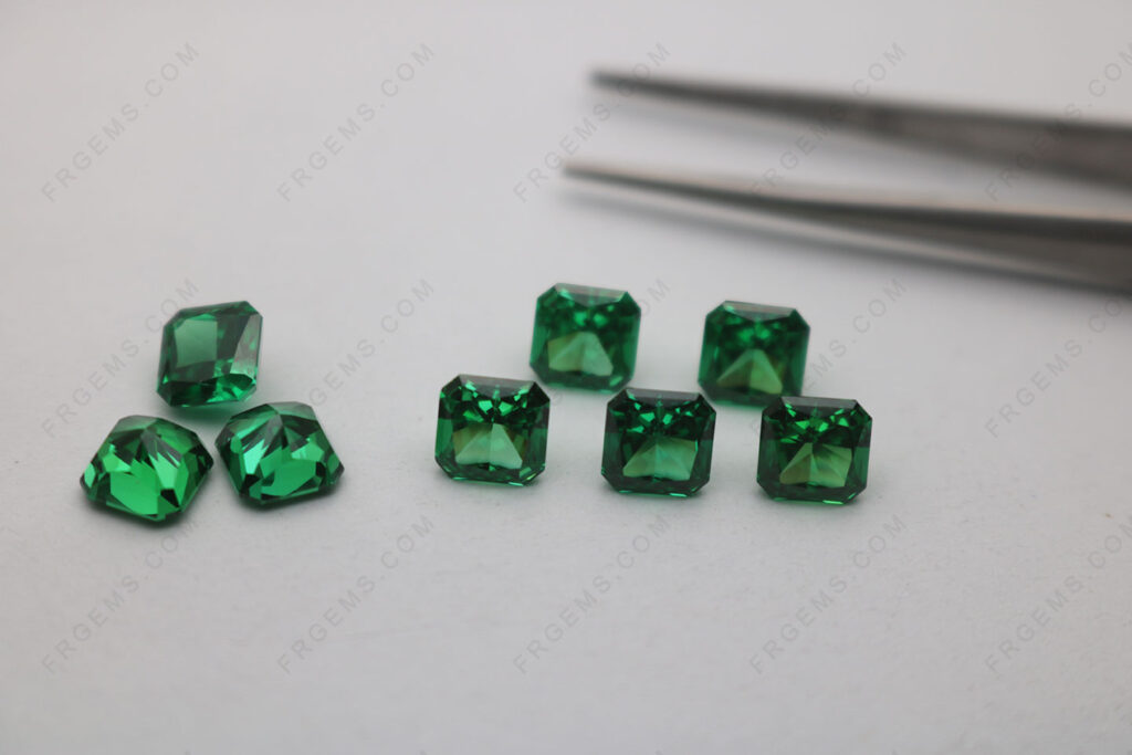 Loose-CZ-AAAAA-Quality-Emerald-Green-Color-Crushed-Ice-cut-6x6mm-loose-gemstones-Suppliers-in-China-IMG_7822