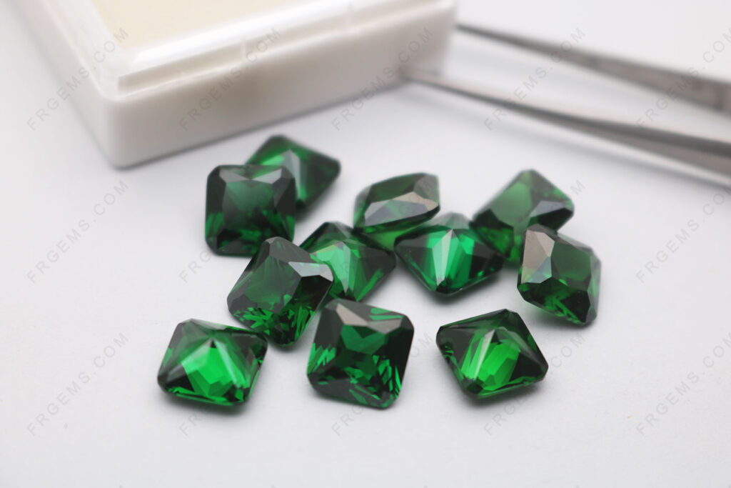 Loose-CZ-AAAAA-Quality-Emerald-Green-Color-Radiant-cut-6x6mm-loose-gemstones-Suppliers-in-China-IMG_7830