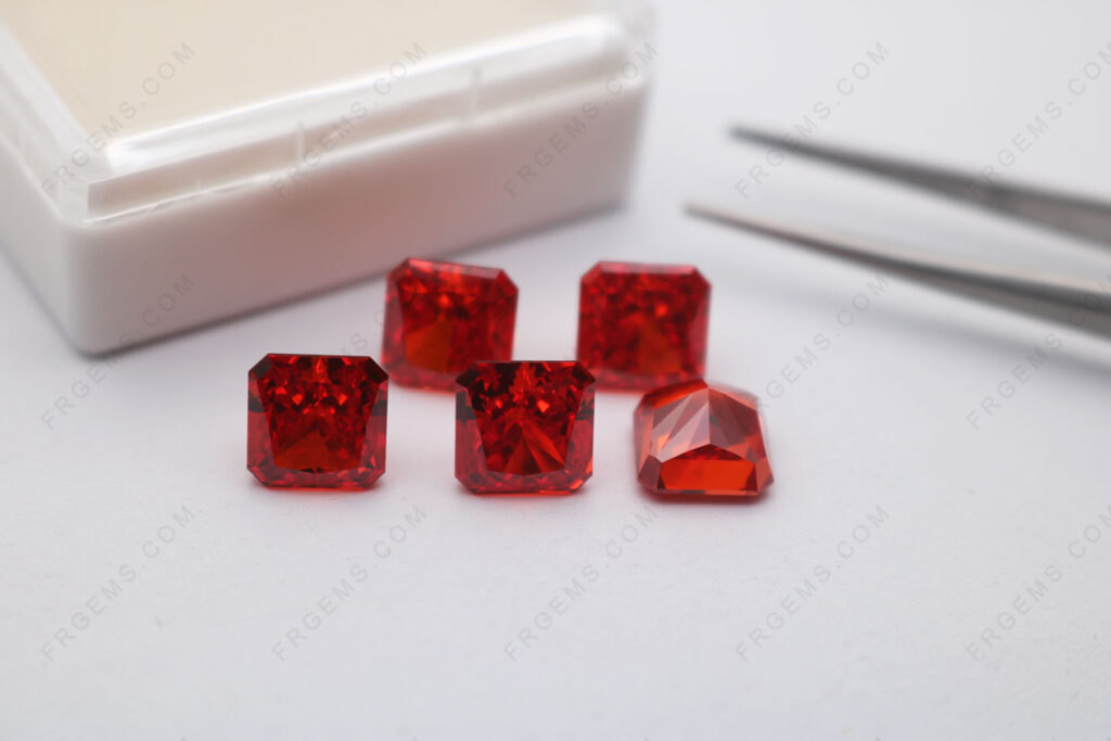 Loose-CZ-AAAAA-Quality-Garnet-Red-Color-Crushed-Ice-cut-6x6mm-loose-gemstones-Suppliers-in-China-IMG_7828
