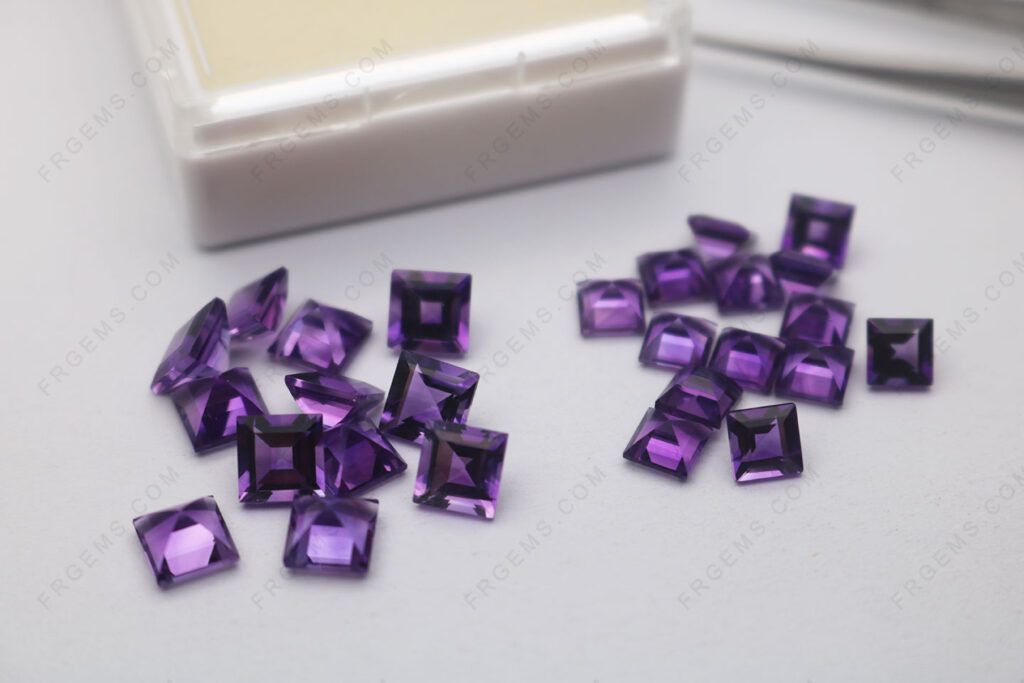 Natural-Genuine-Africa-Amethyst-Square-Shape-Step-cut-6x6mm-5x5mm-loose-Stones-Suppliers-in-China-IMG_7886