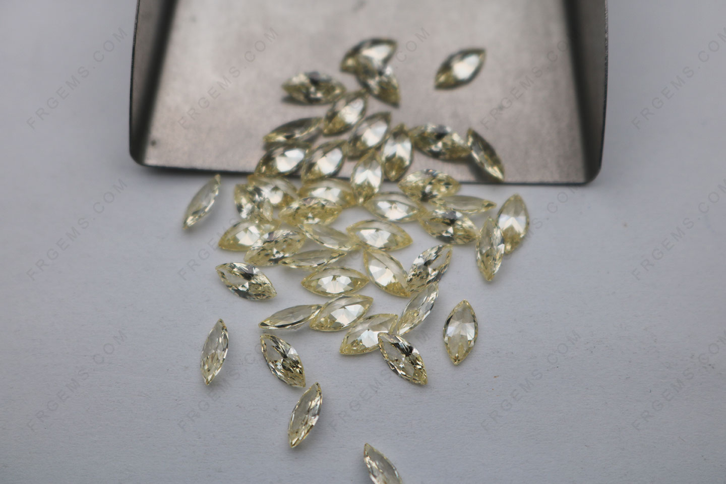 Loose Cubic Zirconia Canary Yellow 3A high quality Marquise cut 7x3.5mm loose Stones wholesale