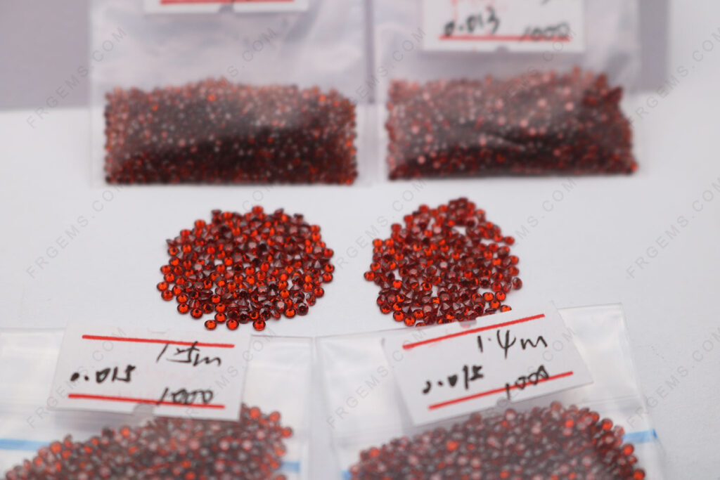 Wholesale-Loose-Cubic-Zirconia-Garnet-Red-Dark-Color-Melee-size-Round-shape-faceted-brilliant-cut-Gemstones-IMG_7727