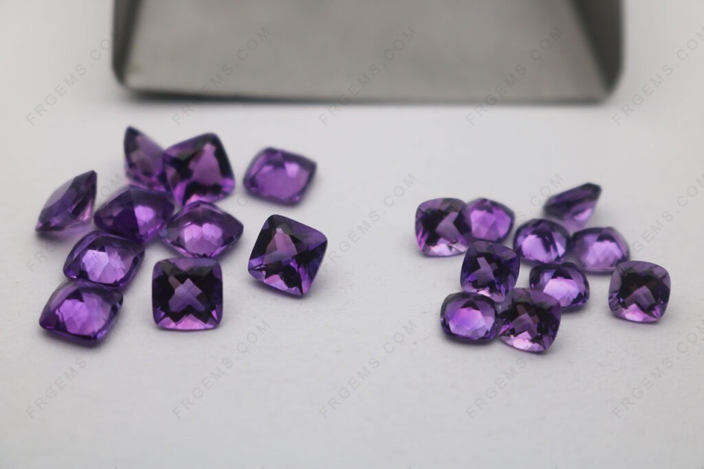 Wholesale-Natural-Genuine-Africa-Amethyst-Cushion-Shape-Faceted-cut-6x6mm-5x5mm-loose-Gemstones-from-China-IMG_7884