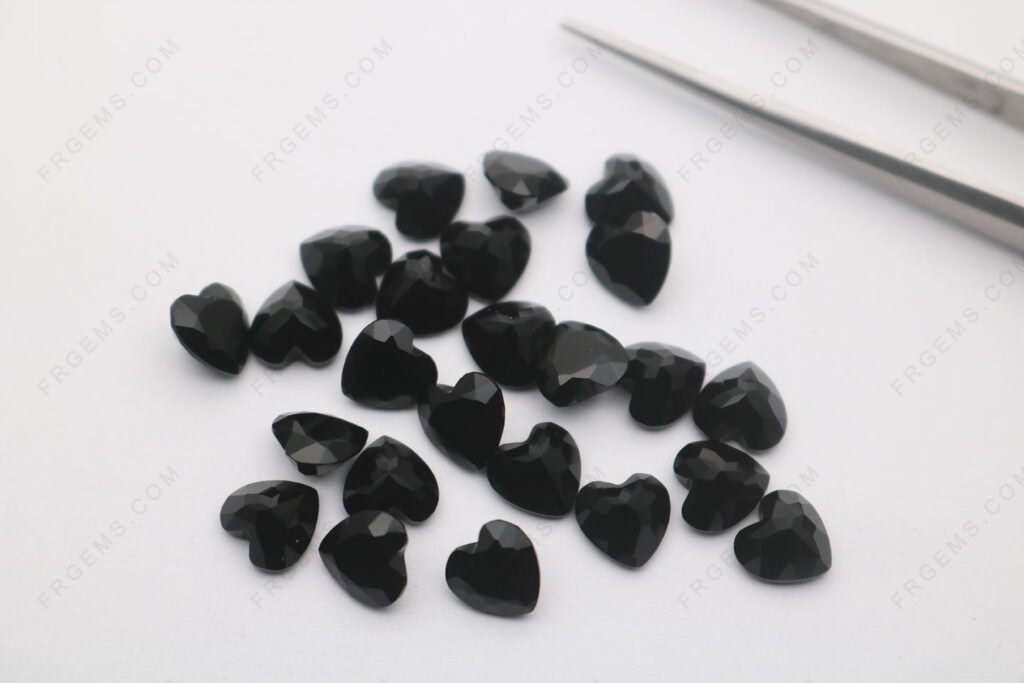 Wholesale-Natural-Genuine-Black-Onyx-Heart-faceted-7x7mm-Loose-Gemstones-from-China-IMG_7767