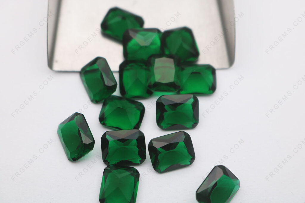 Wholesale-Synthetic-Emerald-Green-Glass-BG31#-Color-Emerald-cut-11x9mm-loose-gemstones-from-China-IMG_7804