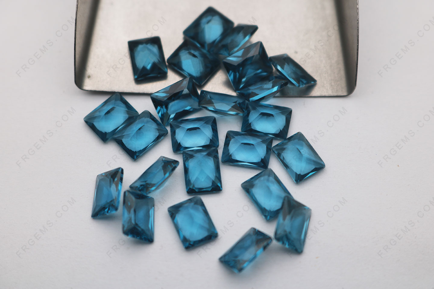Synthetic London Blue Spinel 120# Color Rectangle Princess cut 8x6mm loose Stones Suppliers in China