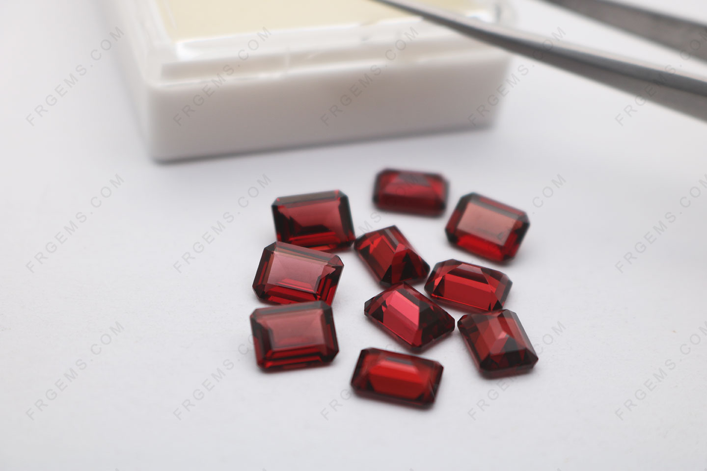 Natural Genuine Mozambique Garnet Red Octagon Emerald cut 8x6mm loose Stones Suppliers in China