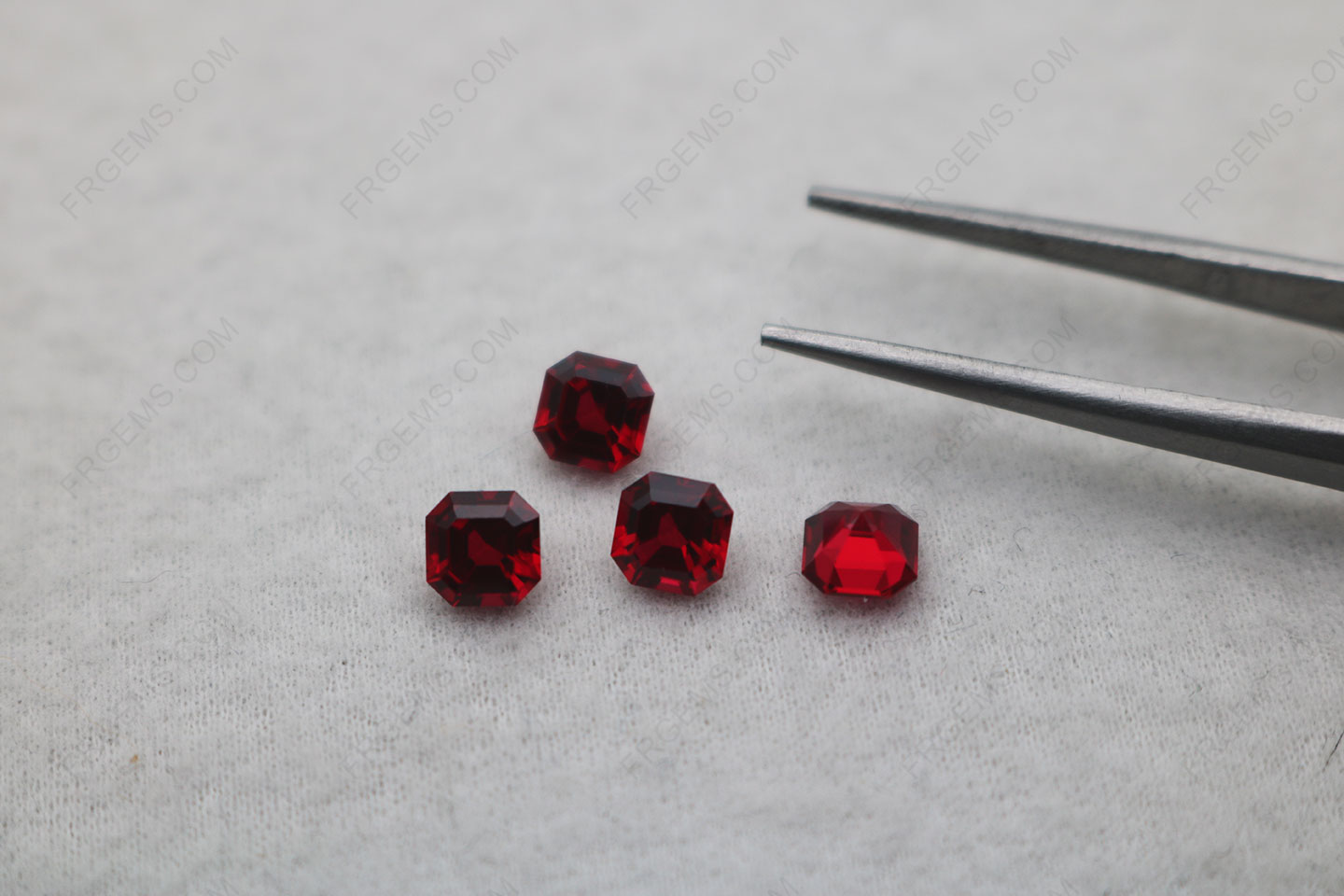 Lab grown Ruby Pigeon Blood Red Color Asscher cut 5x5mm loose Gemstone wholesale from china