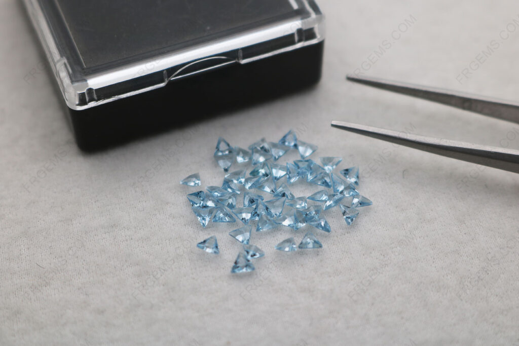 Synthetic-Spinel-Aquamarine-#106-Color-Triangle-shape-faceted-cut-3x3mm-Loose-gemstones-Suppliers-in-China-IMG_7970