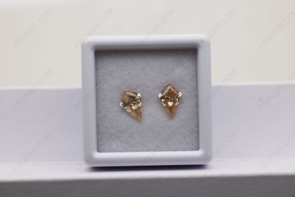 Kite-Shape-Step-cut-Loose-Moissanite-Champagne-Color-VVS-Best-quality-8x5mm-faceted-loose-Gemstones-Suppliers-IMG_8186