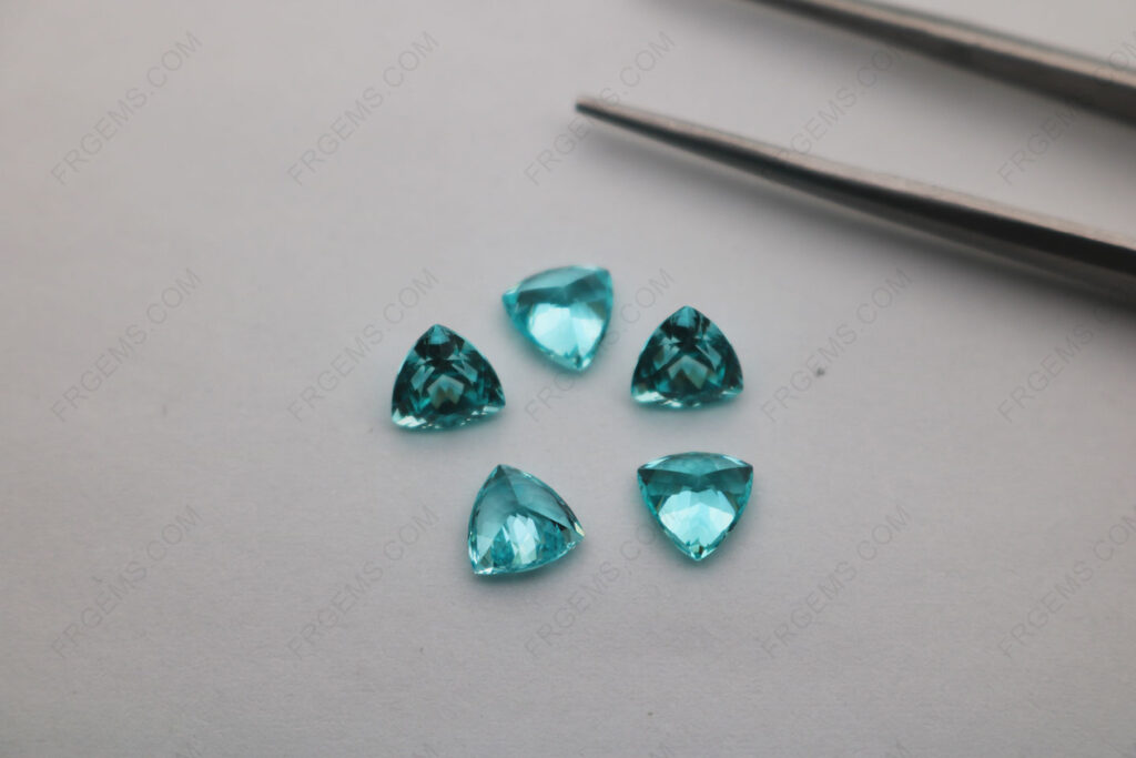 Lab-Grown-Paraiba-Sapphire-Color-Trillion-faceted-6x6mm-Loose-Gemstones-Manufactuers-in-China-IMG_8115