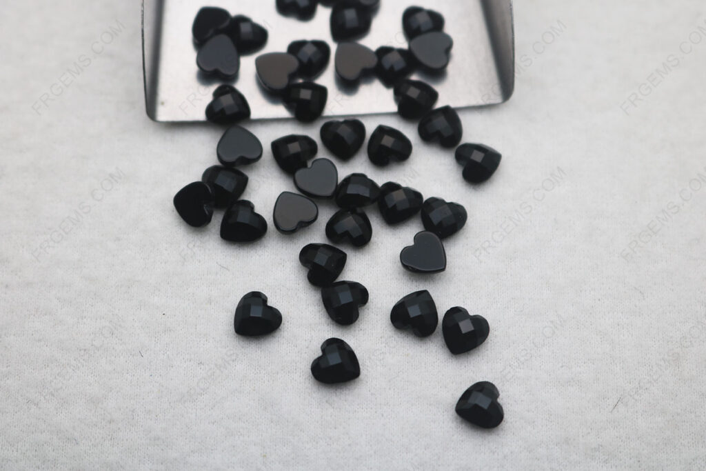 Natural-Genuine-Black-onyx-Heart-Shape-Checkerboard-6x6mm-loose-gemstones-bulk-wholesale-IMG_8290