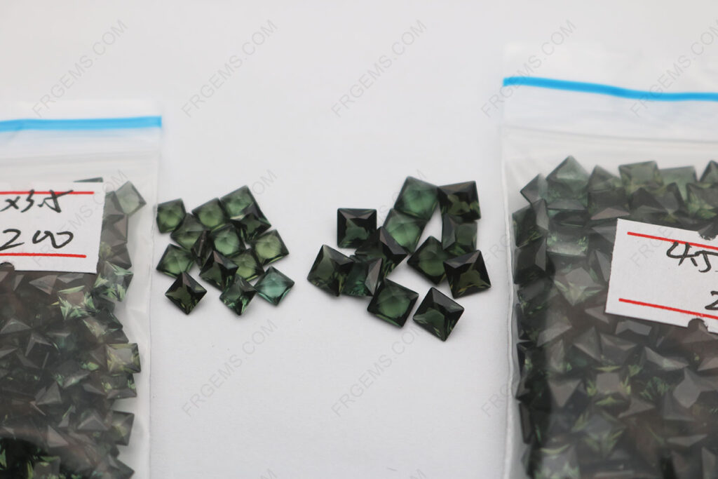 Spinel-152#-Green-Tourmaline-Color-Square-Princess-3.5x3.5mm-and-4.5x4.5mm-Loose-Gemstones-suppliers-China-IMG_8123