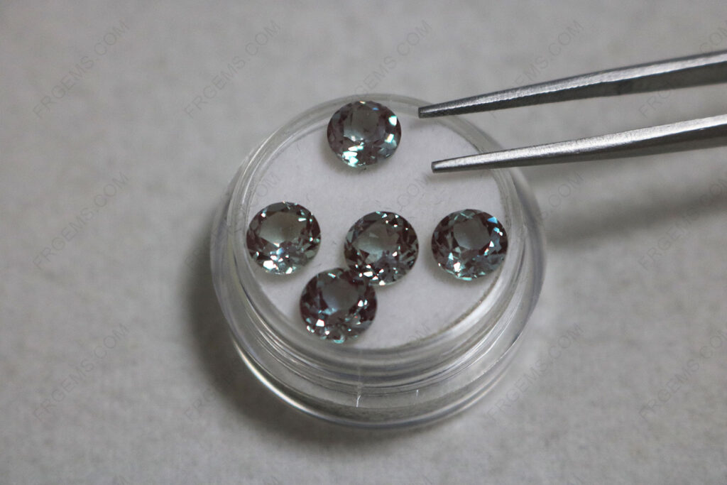 Wholesale-Lab-Grown-Alexandrite-Color-Change-Round-Shape-faceted-6.50mm-Loose-Gemstones-Suppliers-IMG_8257