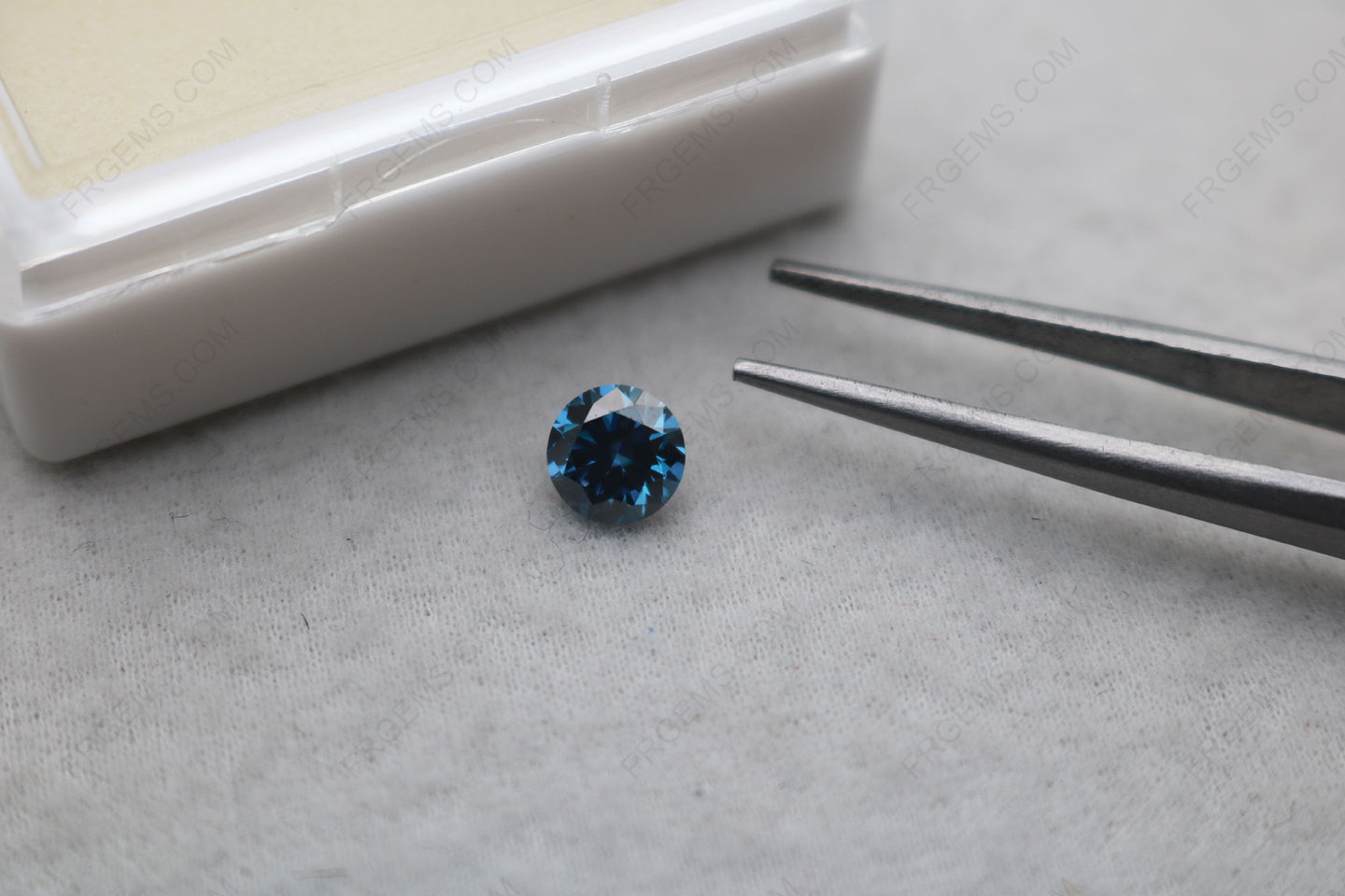 Best quality Moissanite Coated Swiss Blue Color Round Faceted 6.0mm Loose gemstones