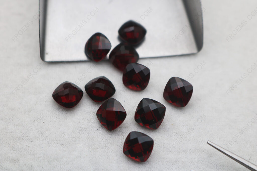 Wholesale-Natural-Genuine-Mozambique-Garnet-Red-Cushion-checkerboard-cut-8x8mm-loose-gemstones-IMG_8294