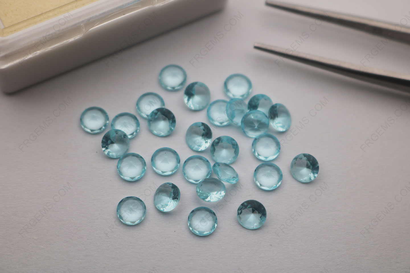 Glass Aquamarine Light Color BA301# Round shape faceted 4.50mm loose Gemstones China wholesale
