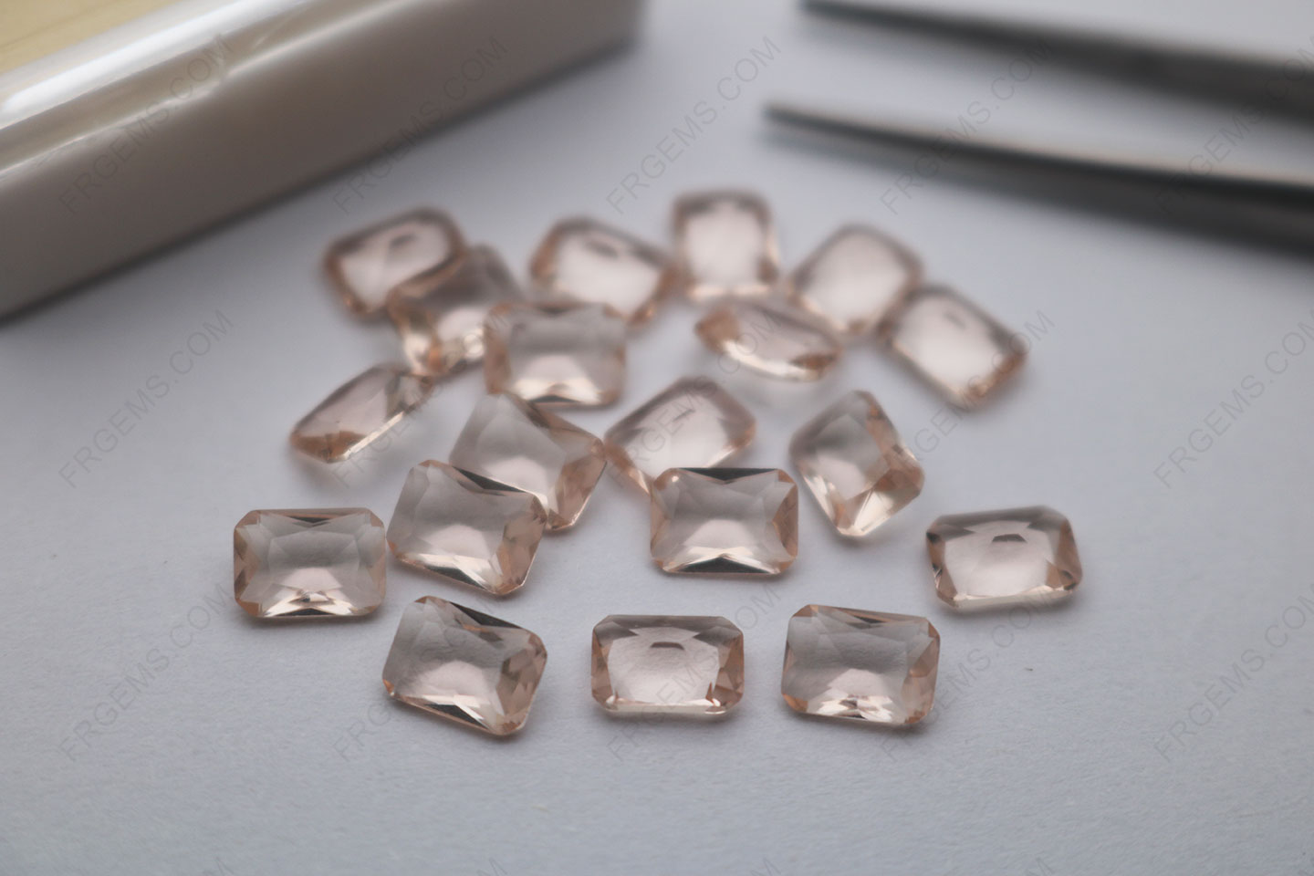 Loose Glass Champagne Morganite Peach Color BX42# Octagon shape Radiant 7x5mm Gemstones